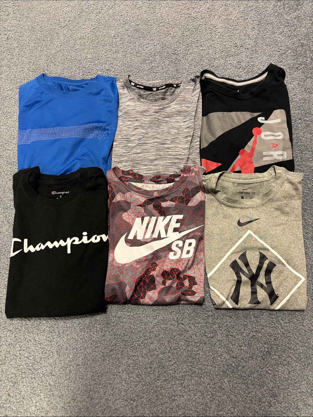 Boys t-shirt lot size XL